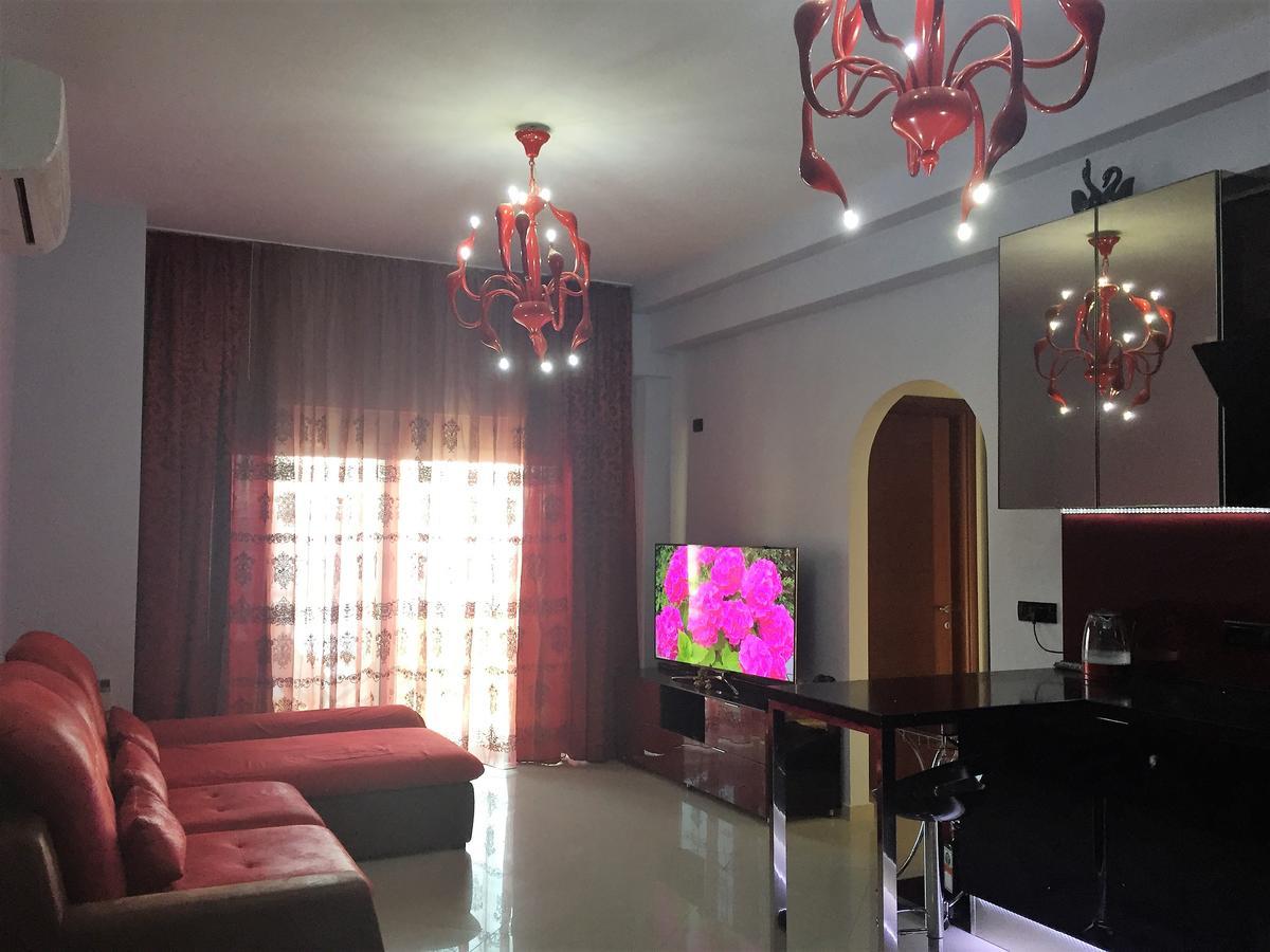 Royal King And Queen Apartment For Luxury Life Саранде Екстериор снимка